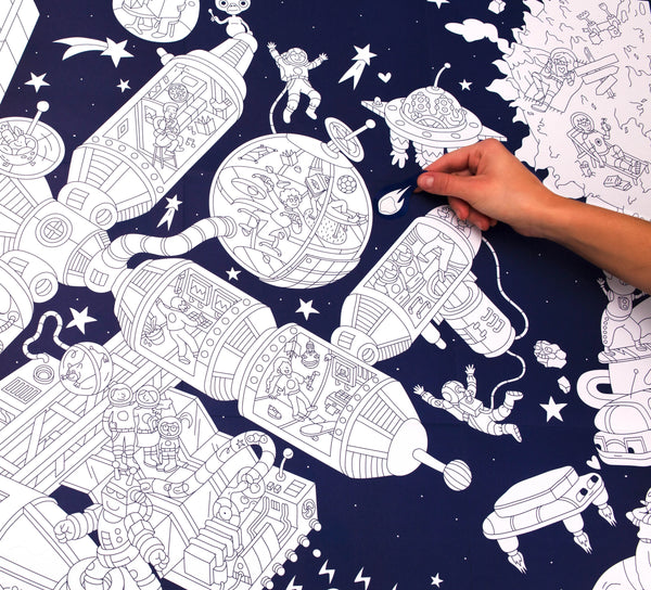 Giant Coloring Poster: Space Station