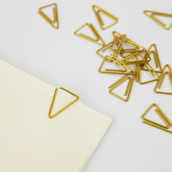 Triangle Paper Clips - DIGS