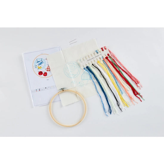 Embroidery Kit: Picnic