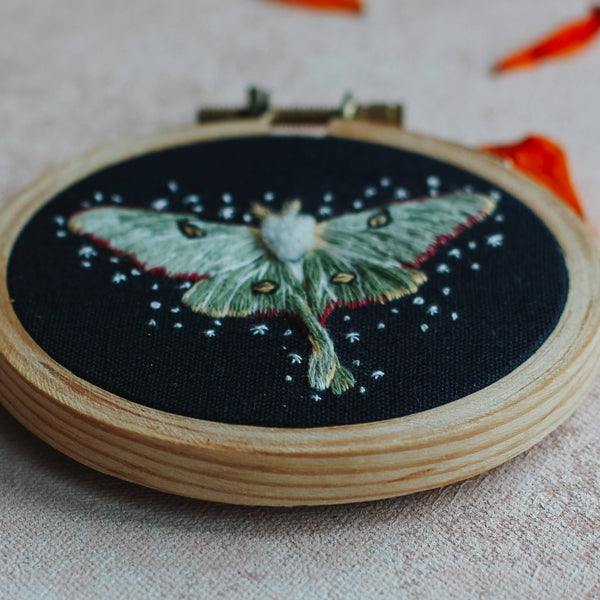 Luna Moth Embroidery Kit - DIGS