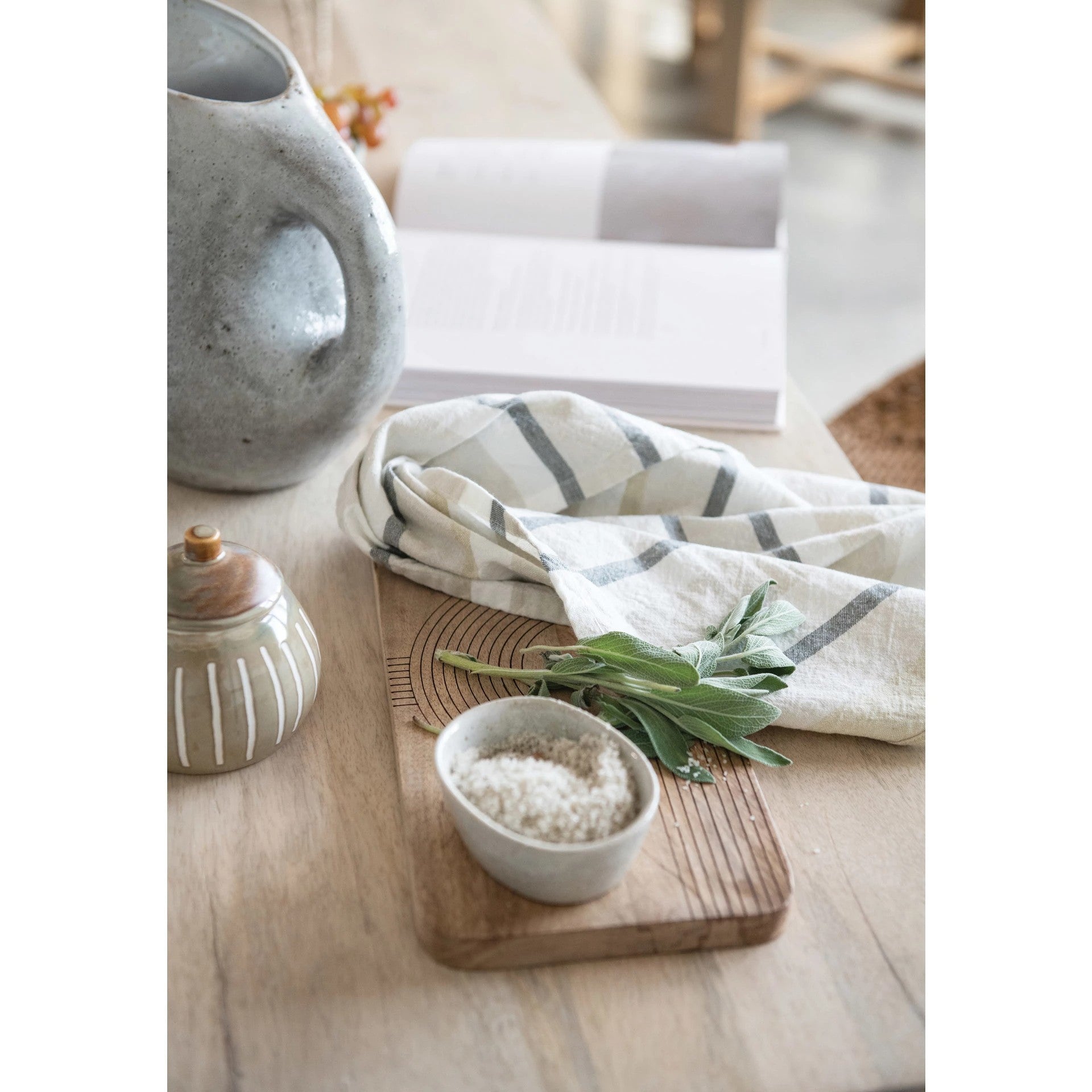 Oval Stoneware Bowl - DIGS