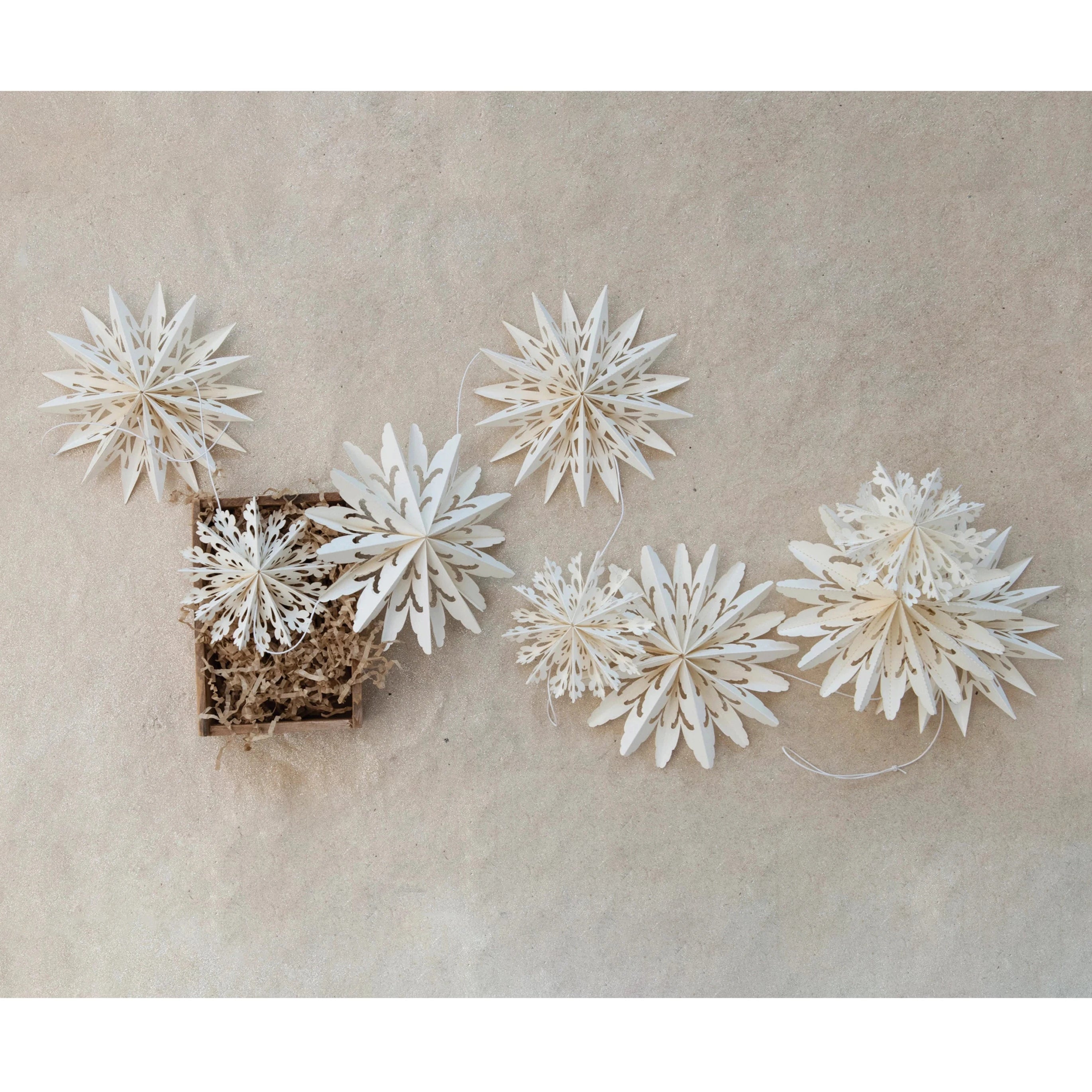 Paper Snowflake Garland - DIGS