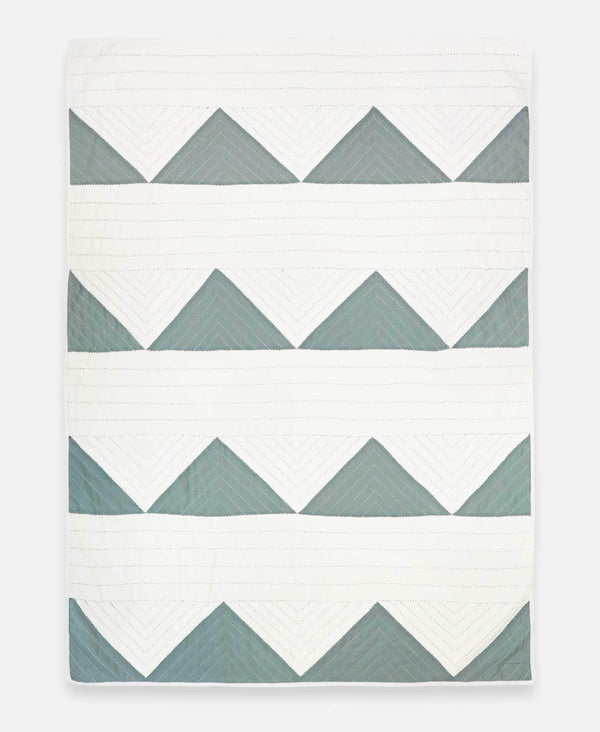 Spruce Triangle Throw Quilt - DIGS